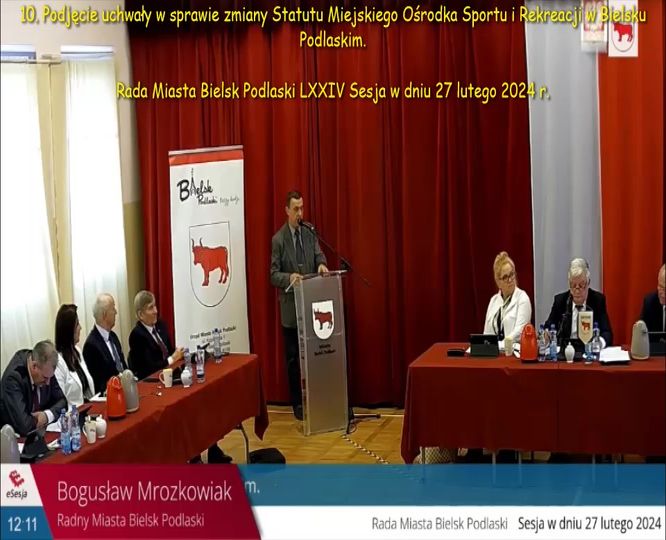 003. Czy MOSiR będzie taniej kosił trawę